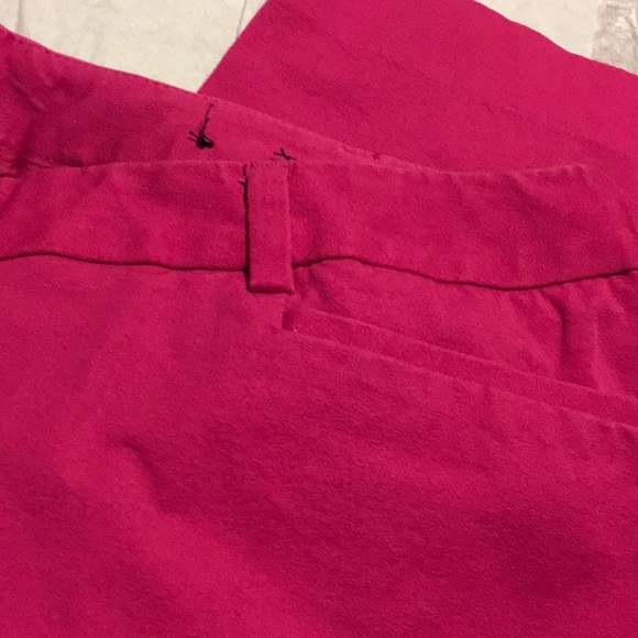 Lane Bryant,Cropped jeans,Size 16, Magenta Jeans,4 pockets, has stretch - Picture 5 of 5